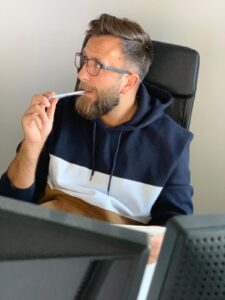 rafal jankos - design director - Chief Design Officer - UX architect - leader and mentor